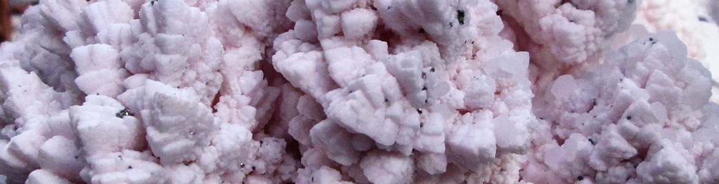 Rodochrozit, růžový minerál, karbonát